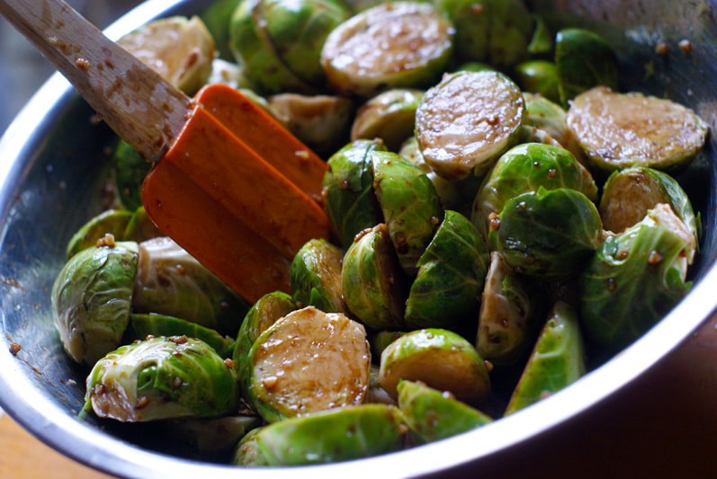 Garlic Balsamic Roasted Brussel Sprouts