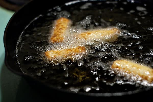 Wonton Wrapped Mozzarella Sticks | Heather Likes Food Wonton Wrapped Mozzarella Sticks